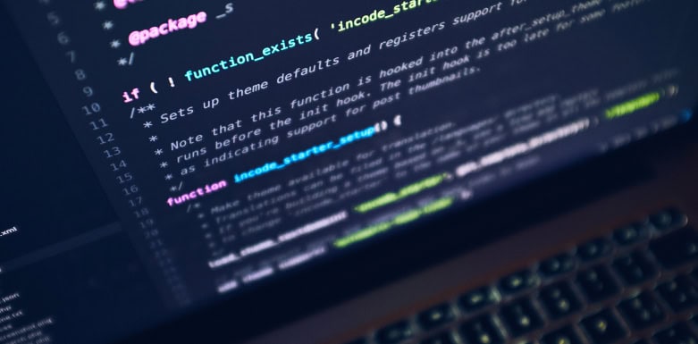 O que é XML?: entenda a importância deste arquivo Códigos no computador.