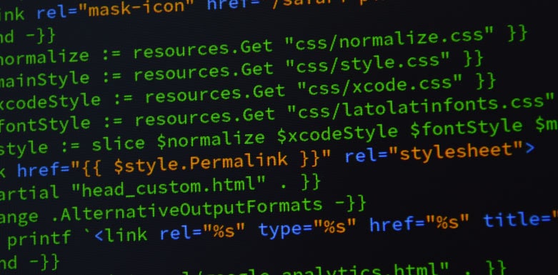 Minificação de código: descubra mais! Imagem de códigos